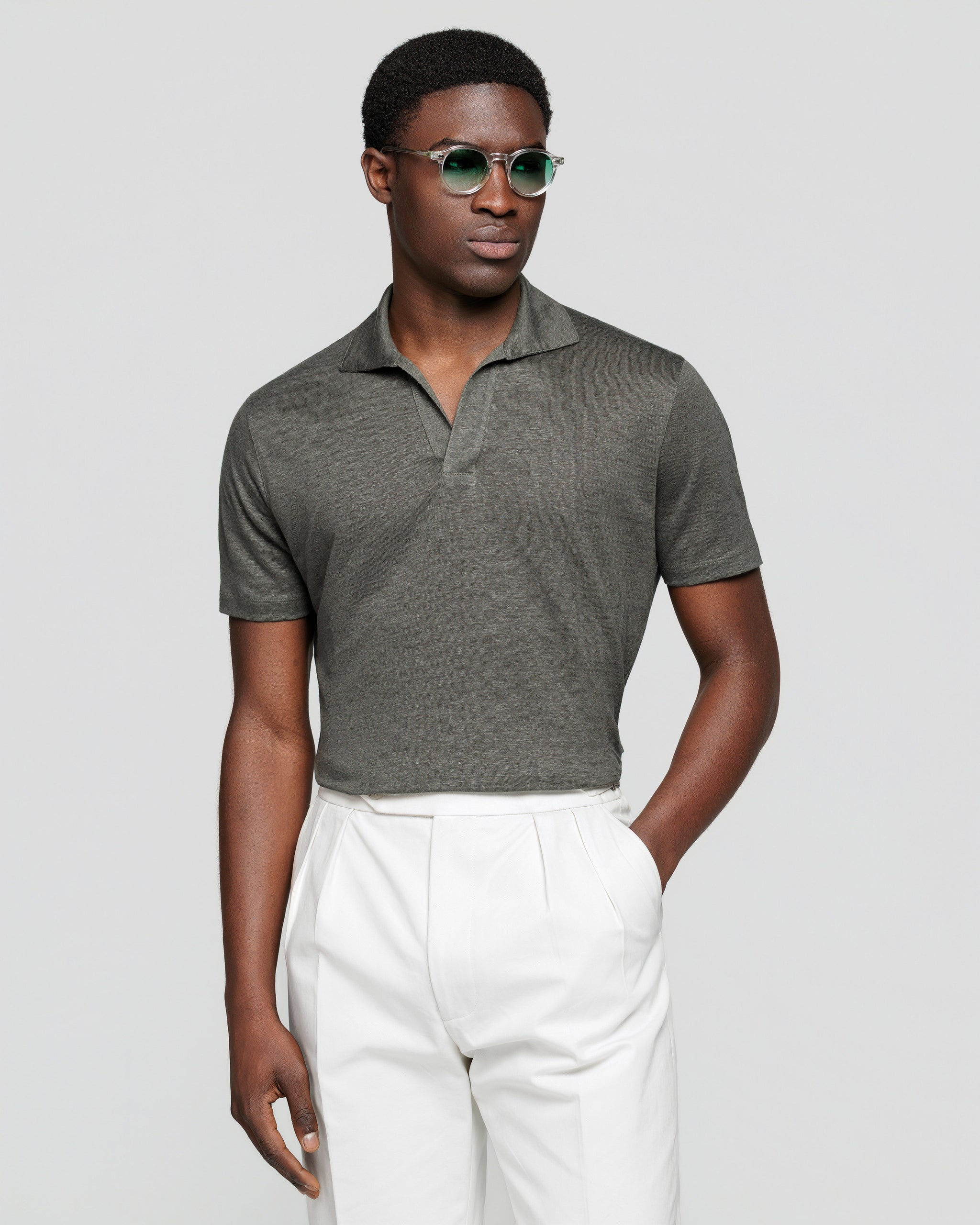 Polo senza bottoni manica corta tinta unita Verde Militare 100% Masters of Linen | Filatori